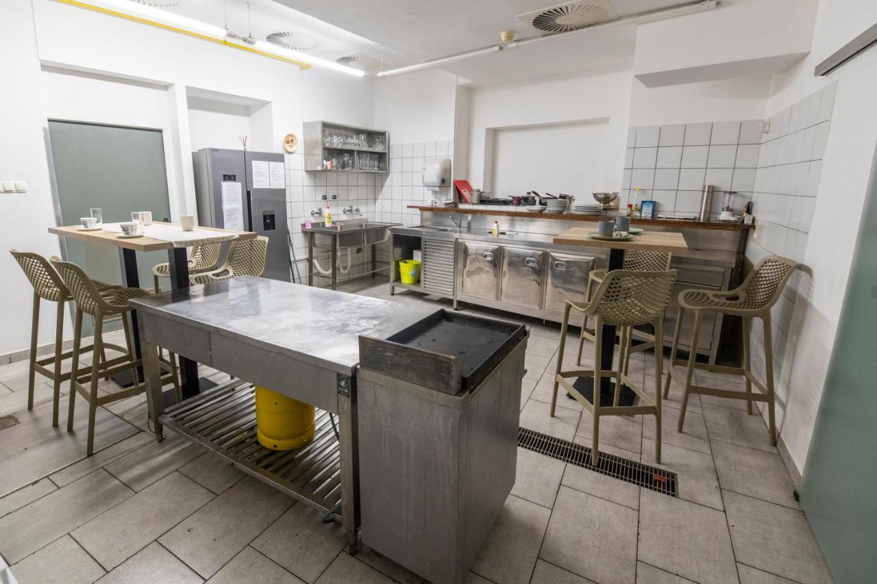 Hostel Vojnik Eksteriør billede